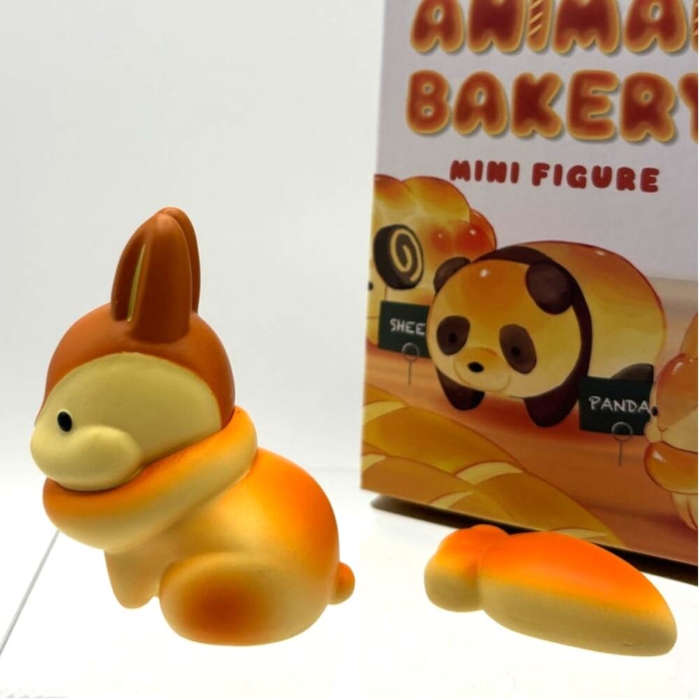 New Dreams Fresh Bread Series 1, Rabbit with Carrot Mini Figure, Open Blind Box - Picture 2 of 5